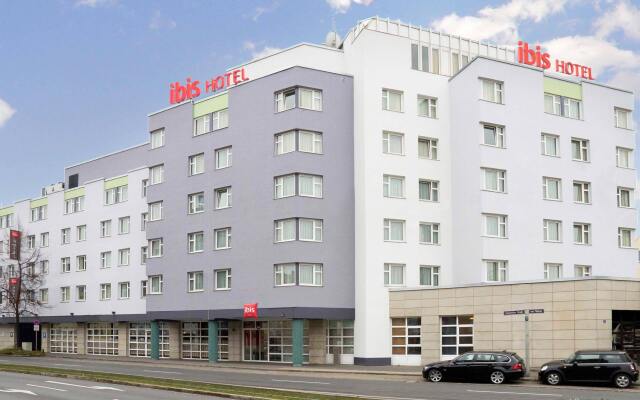 Отель ibis Nürnberg City am Plärrer Германия, Нюрнберг - отзывы, цены и фото номеров - забронировать отель ibis Nürnberg City am Plärrer онлайн вид на фасад