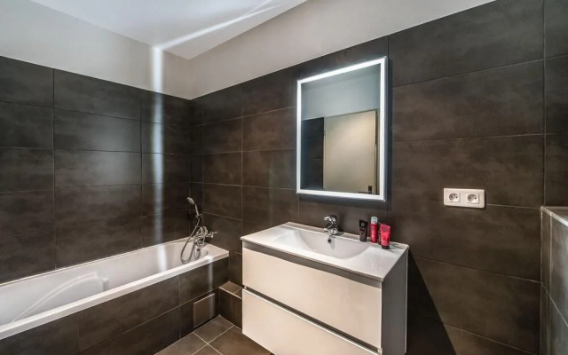 Vallat Lodges Annecy Lake & James Suite