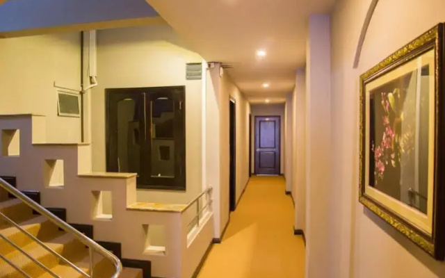 The Sun Hotel