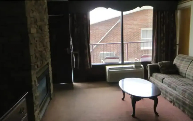 Riverside Motor Lodge - Pigeon Forge