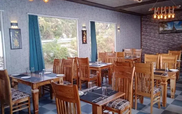 Hanshdi Resort Resturant & Cafe