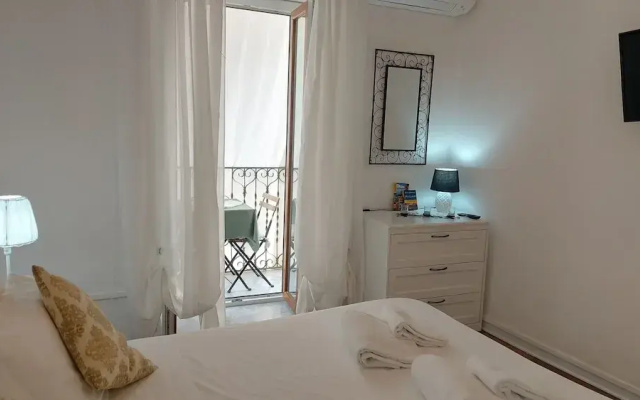 Casa Dei Normanni RUGGERO