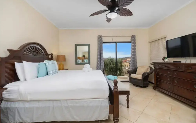Beautiful Gated Community Retreat Near the Beach