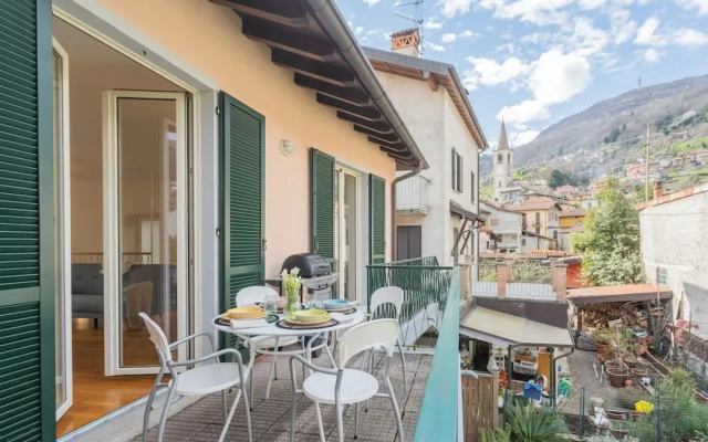 Ponente Balcony in Gravedona