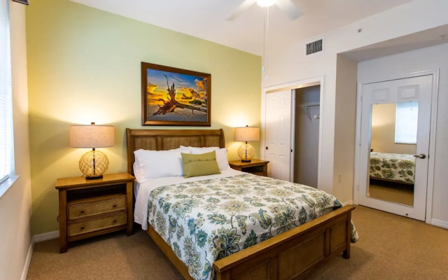 Messina Vacation Rental at Lely Resort. Spacious 3-BR, 2-Bath Condo with Lake Views and Handicap Accessibility. Enjoy Community Pool, Hot Tub, and Proximity to Naples Beaches and Dining