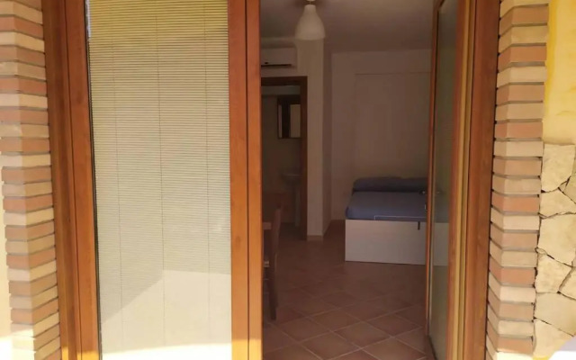 TINY HOUSE (con piscina e wi-fi)