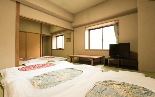 Kyoto Travelers Inn