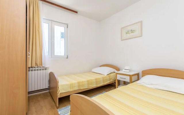 Apartments Ljubomir
