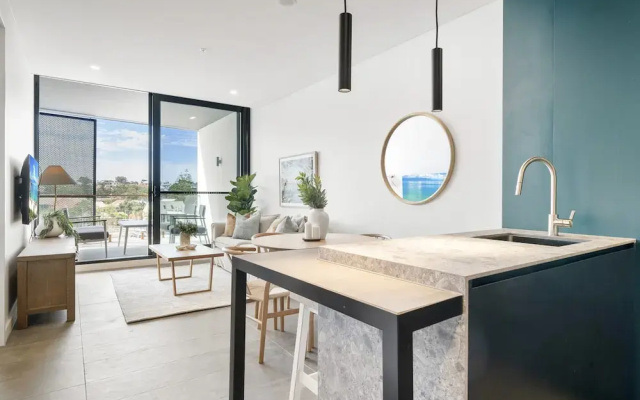Chic 1-bed Escape in Fremantle With Parking