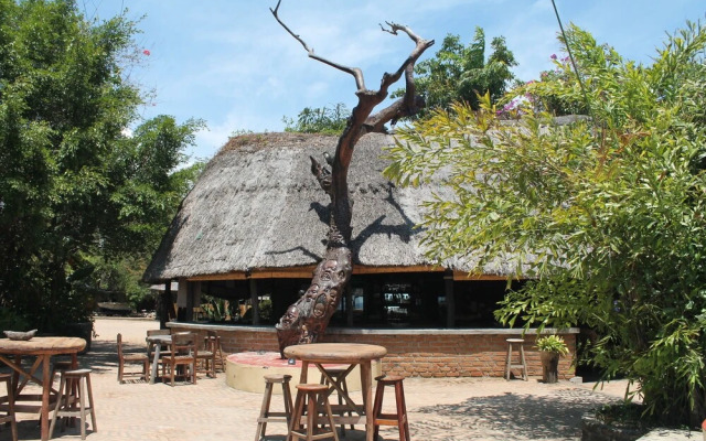 Kande Beach Resort