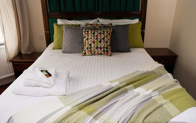 Hotel Samrat