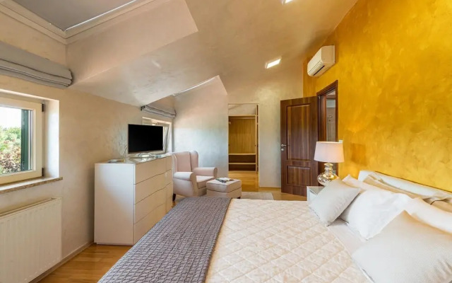 Nice Home in Valtura With Sauna, Wifi and 5 Bedrooms