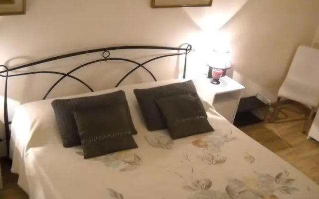 House Vale