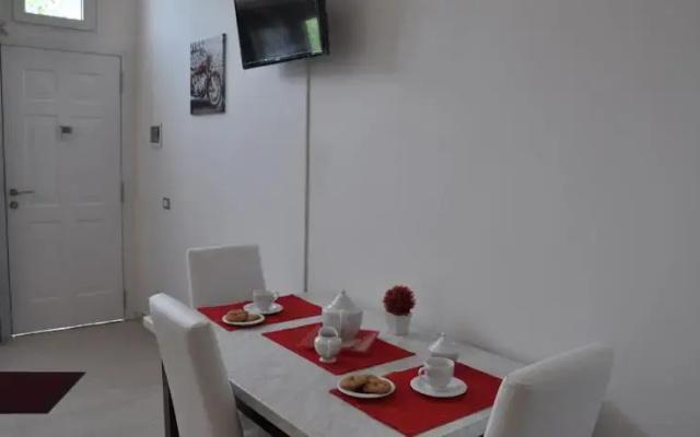 GS Holiday House