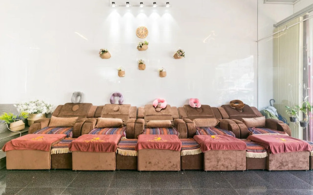 T90 Guest House