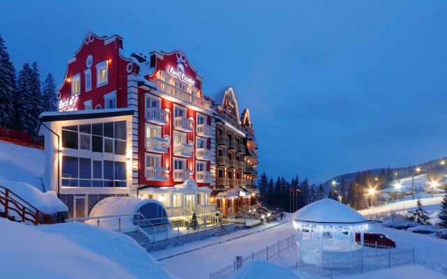 Гостиница Chevalier Hotel & SPA Украина, Буковель - отзывы, цены и фото номеров - забронировать гостиницу Chevalier Hotel & SPA онлайн вид на фасад