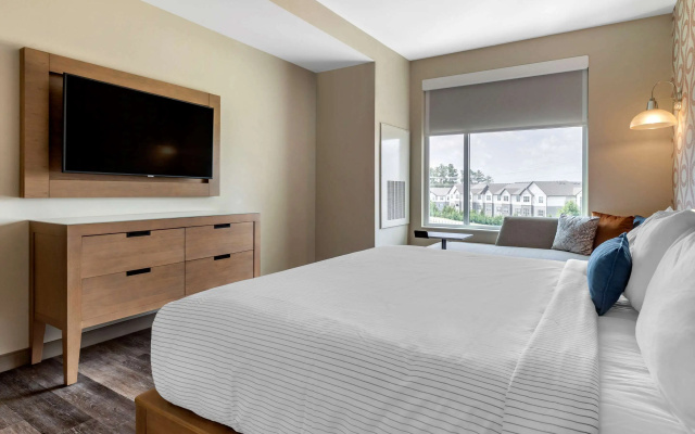 DoubleTree by Hilton Greenville Woodruff Road