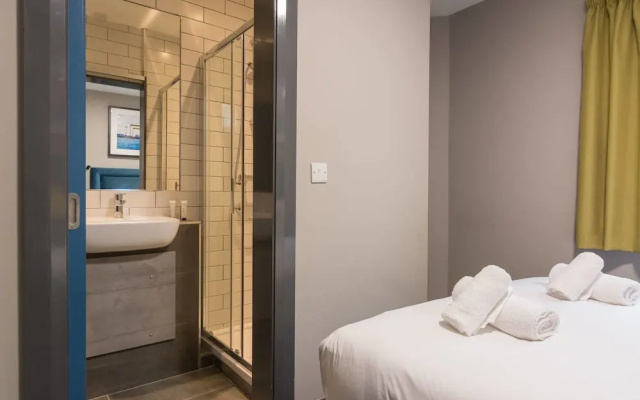 The Ireton by Stay in Belfast