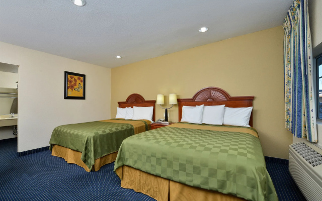 Crown Motel