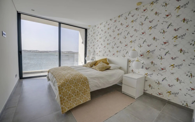 Arade Riverside Modern Apartment