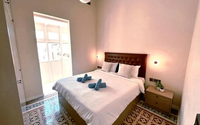 Maltese Style 1-bedroom Apartment With a Patio
