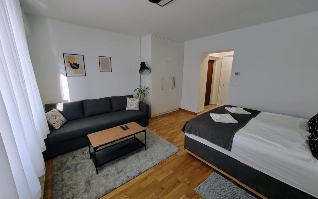 S15 Studio Apartment Zagreb Croatia-free Parking