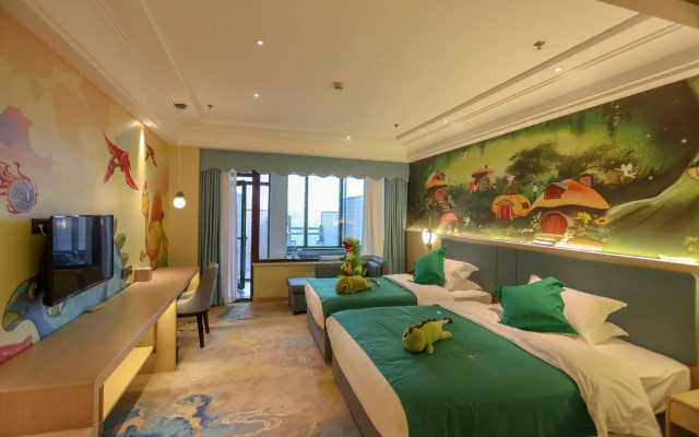 Lakeside Hotel
