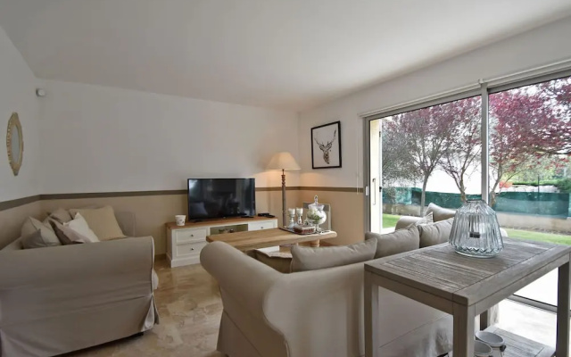 Stylish Villa in South of France With Private Swimming Pool