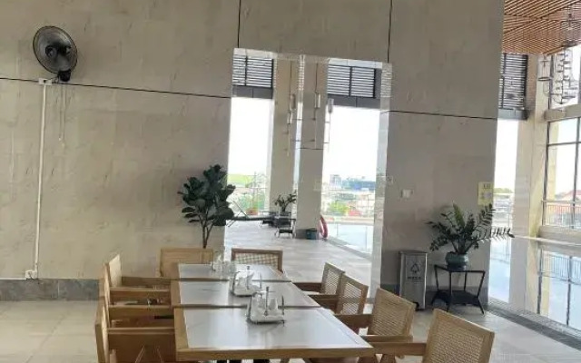 Naga Frontier Suite Hotel
