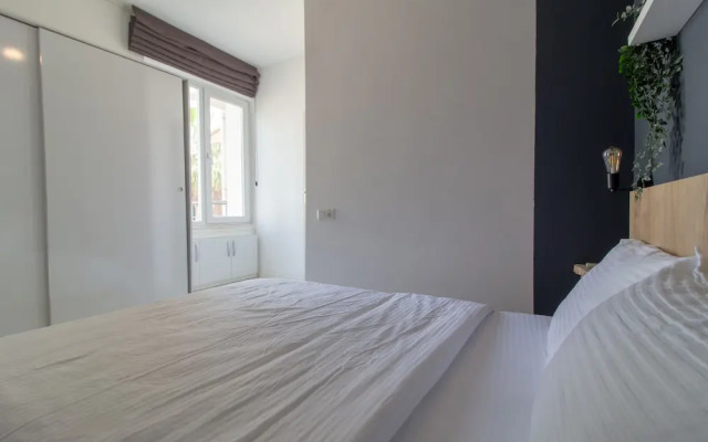Alex Suites Lara