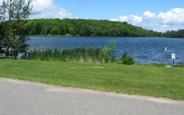Maple Lake Home