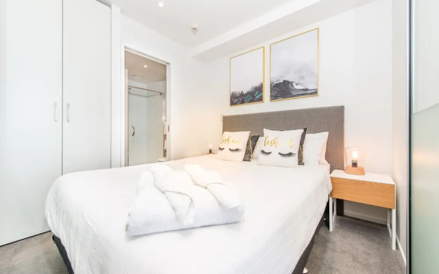 JHT - 1 BRM Apartment, Queen St, Seaview
