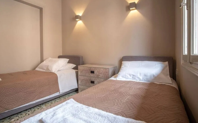 4 Guests - Veneris Residence Apartment in Chania