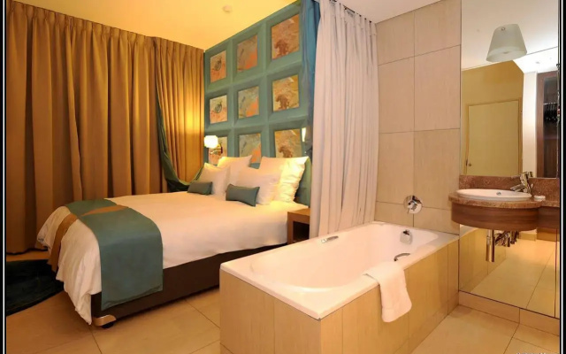 Peermont Metcourt Suites at Emperors Palace