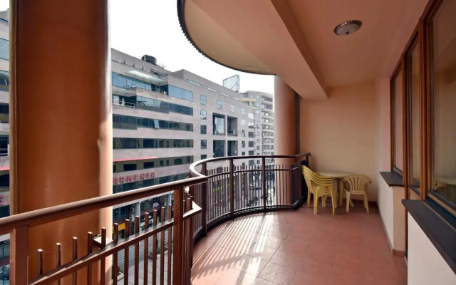Northern Avenue 2 Bedroom Apertment With Great View HH656