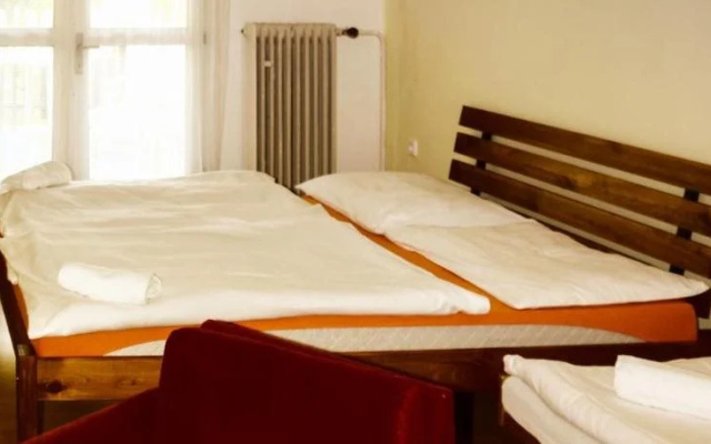 Hotel Maxov