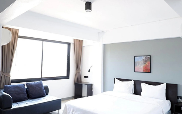 Izen Budget Hotel & Residence