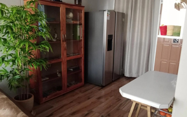 Private Room Chez Khanyi Homestays
