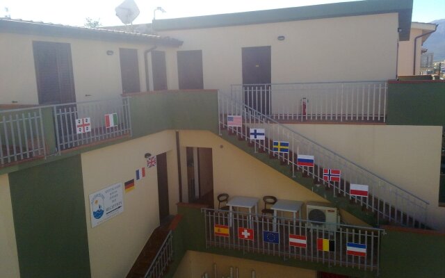 Отель La Locanda Del Mare B&B Синискола вид на фасад