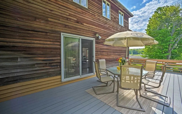 Lakeside Berkshires Home Near Hiking & Skiing!