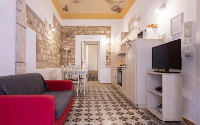 Salomone Apartment 16 by Wonderful Italy