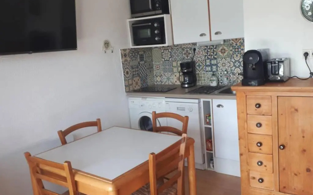 Appartement T2 avec piscine idéalement situé - aperçu mer