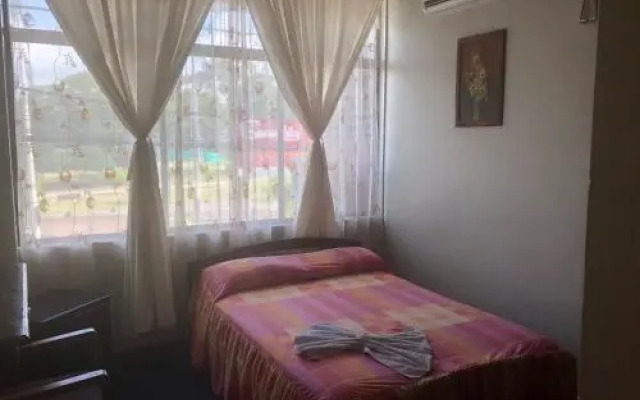 Hotel Shalom