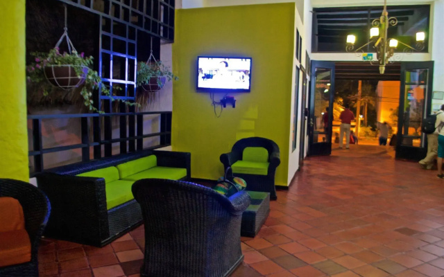 Hotel Sansiraka