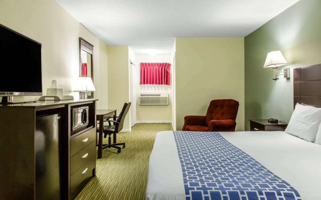 Rodeway Inn Groton - New London