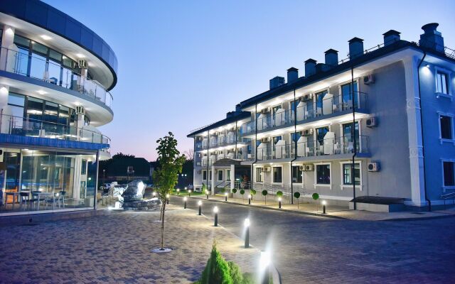 Гостиница Marine Palace вид на фасад