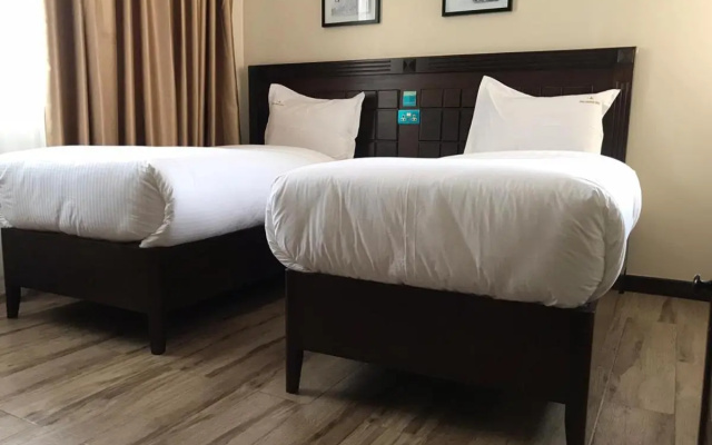 Hemak Suites