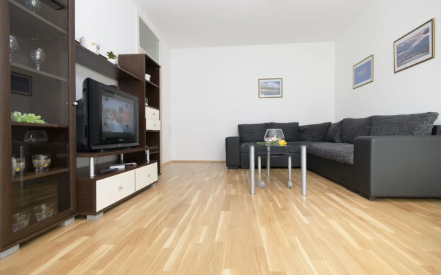 Apartment West