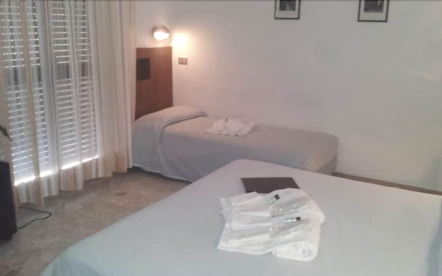 Hotel Montecarlo Кьянчиано Терме комната для гостей
