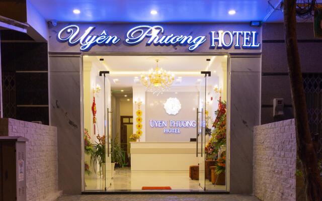Uyen Phuong Hotel Далат вид на фасад